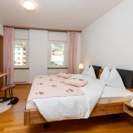 Duplex Cosy Appt, Location Apartment St. Moritz