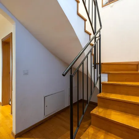 Duplex Cosy Appt, Location * St. Moritz